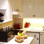 Offre Speciale Plage Ete Sejour Superieur 12J , 2P Croisette, Grande Terrasse, Parking Gratuit, Calme, Accueil 5 Etoiles, Excellent Rapport Qualite-Prix
